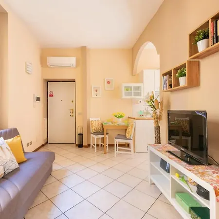 Kibilu - Piazzale Archinto - Stazione Garibaldi - Zona Isola Apartment *